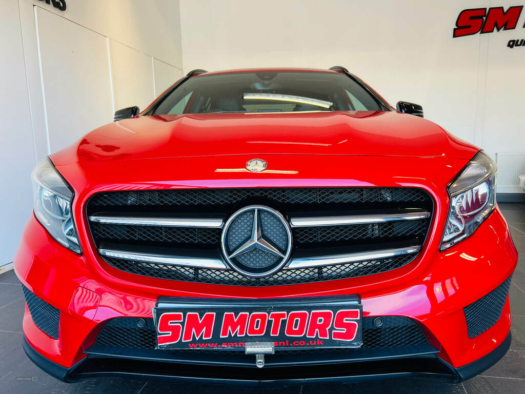 Mercedes-Benz GLA Class Gla 200D Amg Line EGZ9470 Red #2