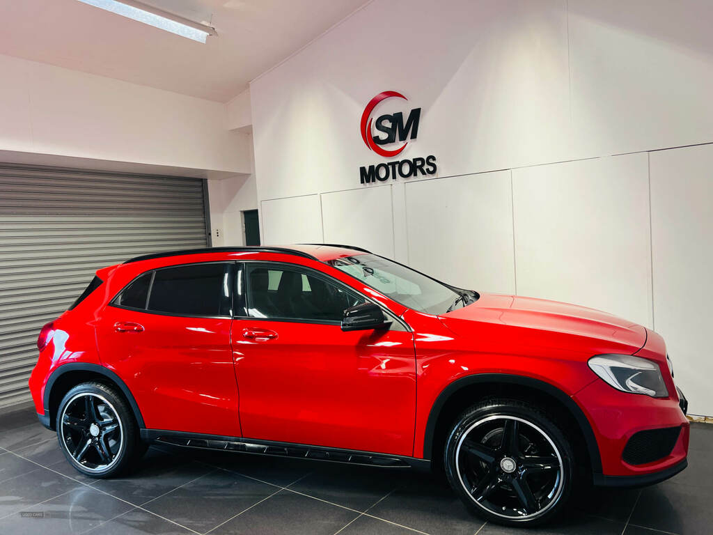 Mercedes-Benz GLA Class Gla 200D Amg Line EGZ9470 Red #3