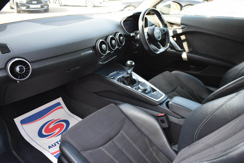 Audi TT 1.8T Fsi S Line AO67XOW Grey #4