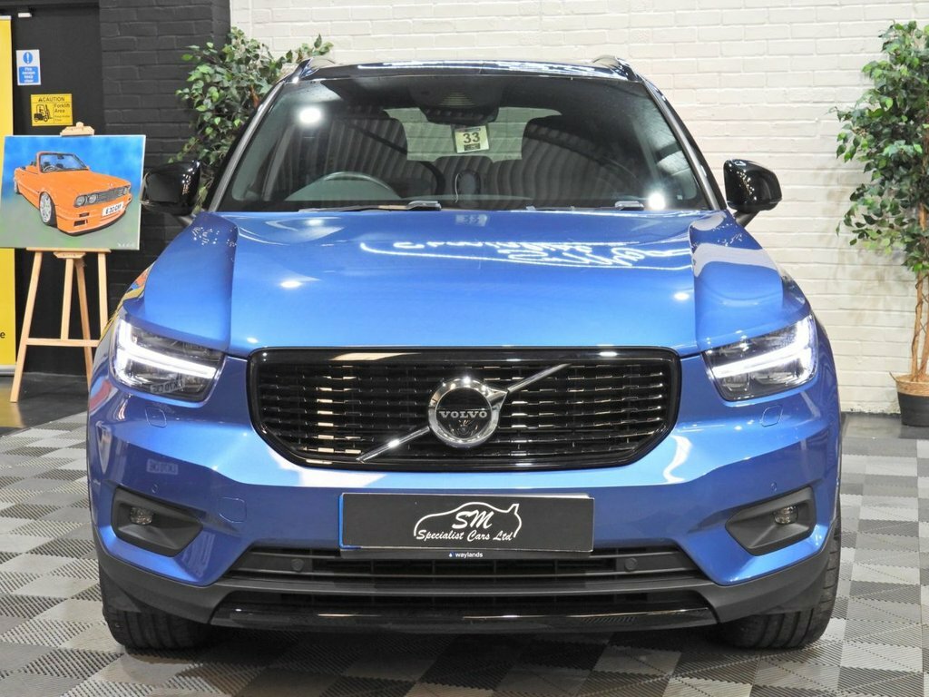 Volvo XC40 1.5L R-design Pro Blue #6