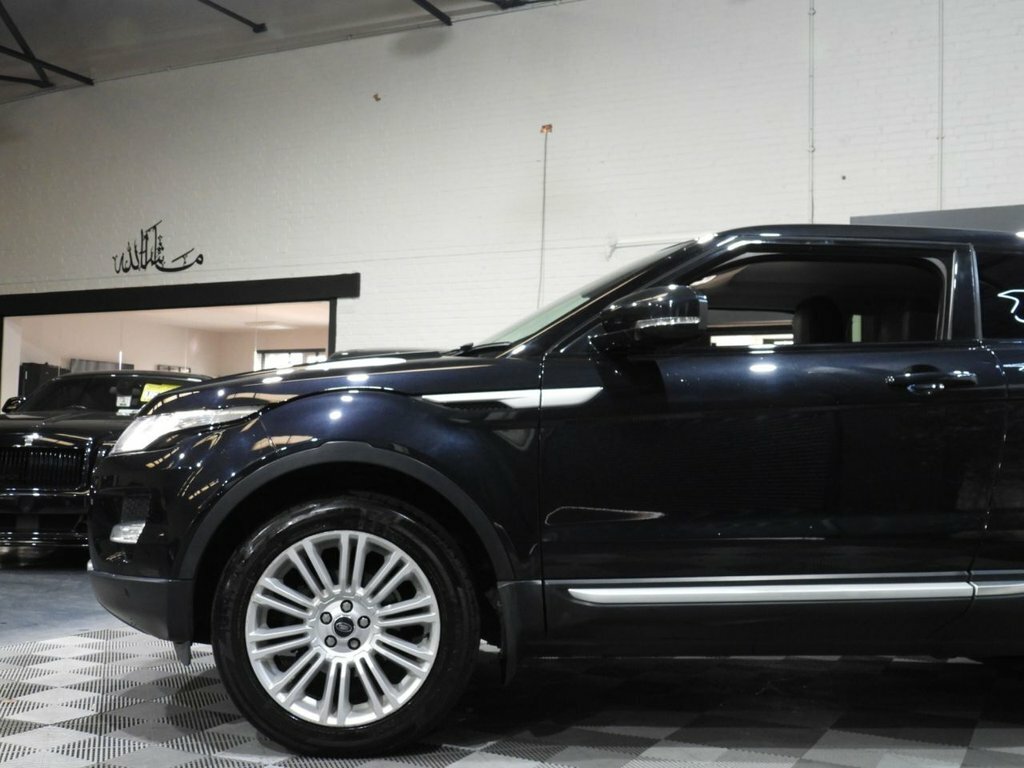 Land Rover Range Rover Evoque 2.2L Prestige SP61OJX Black #3