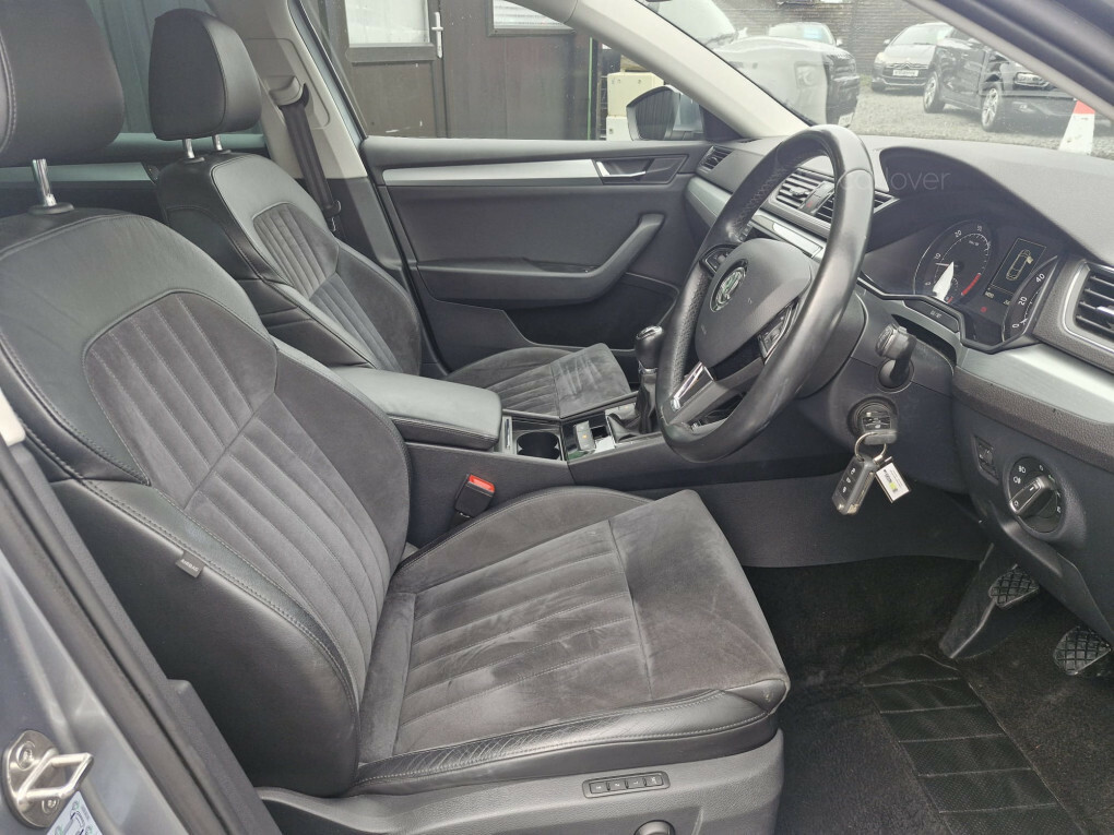 Skoda Superb Se Business Tdi VX16XOJ #6