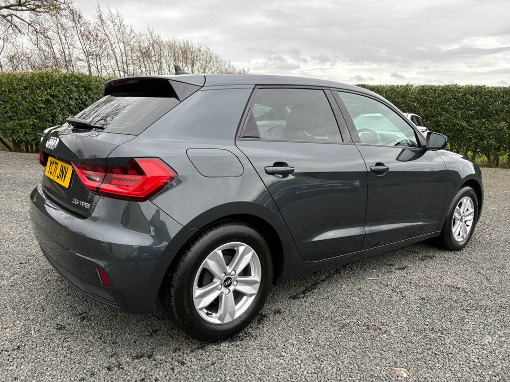 Audi A1 25 Tfsi Technik YC71JNV Grey #5