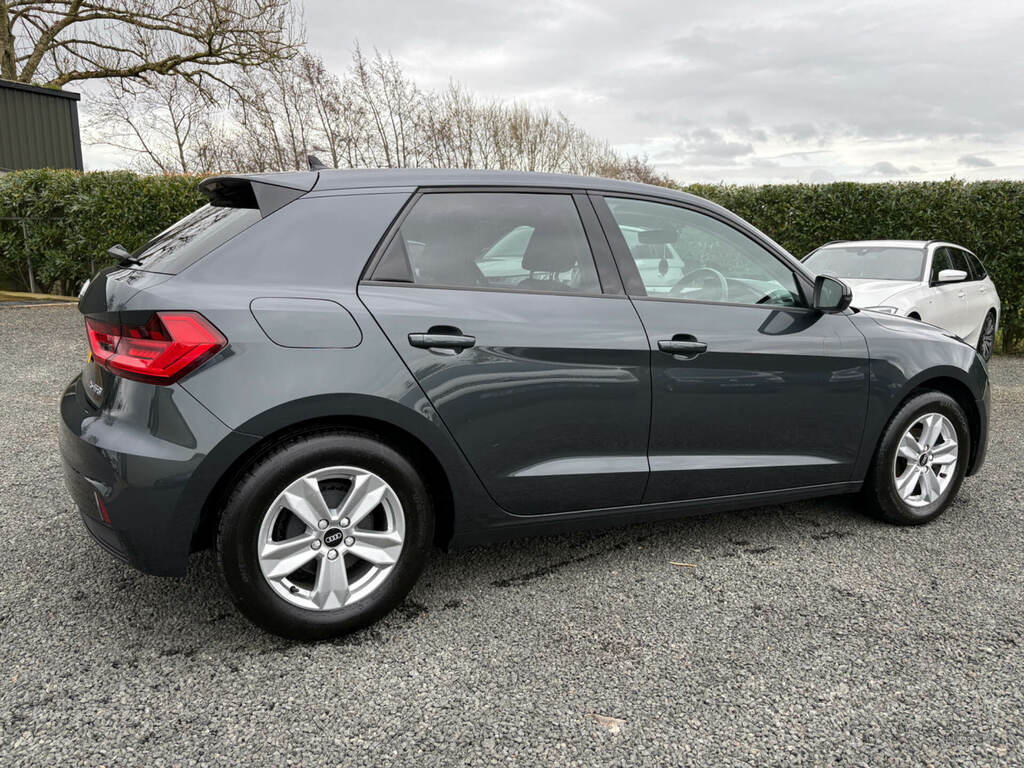 Audi A1 25 Tfsi Technik YC71JNV Grey #4