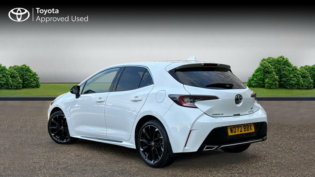 Toyota Corolla 1.8 Vvt-h Gr Sport Hatchback Hybrid Cvt WD72BBX White #5