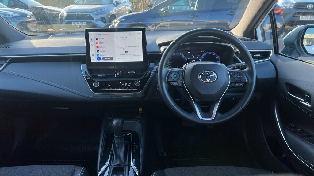 Toyota Corolla 1.8 Vvt-h Design Cvt Euro 6 Ss EK73UYY White #5