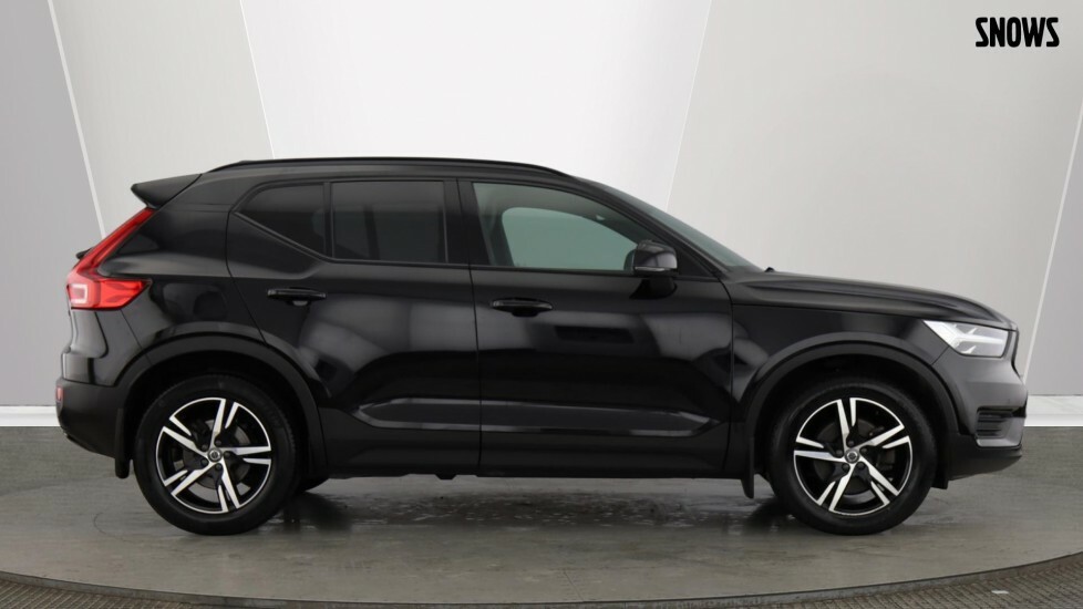 Volvo XC40 R-design, B4 Mild Hybrid NG71DHZ Black #2