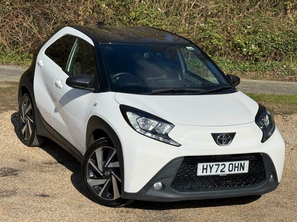 Toyota Aygo X 1.0 Vvt-i Edge Hatchback X-shift Euro 6 HY72OHN White #3