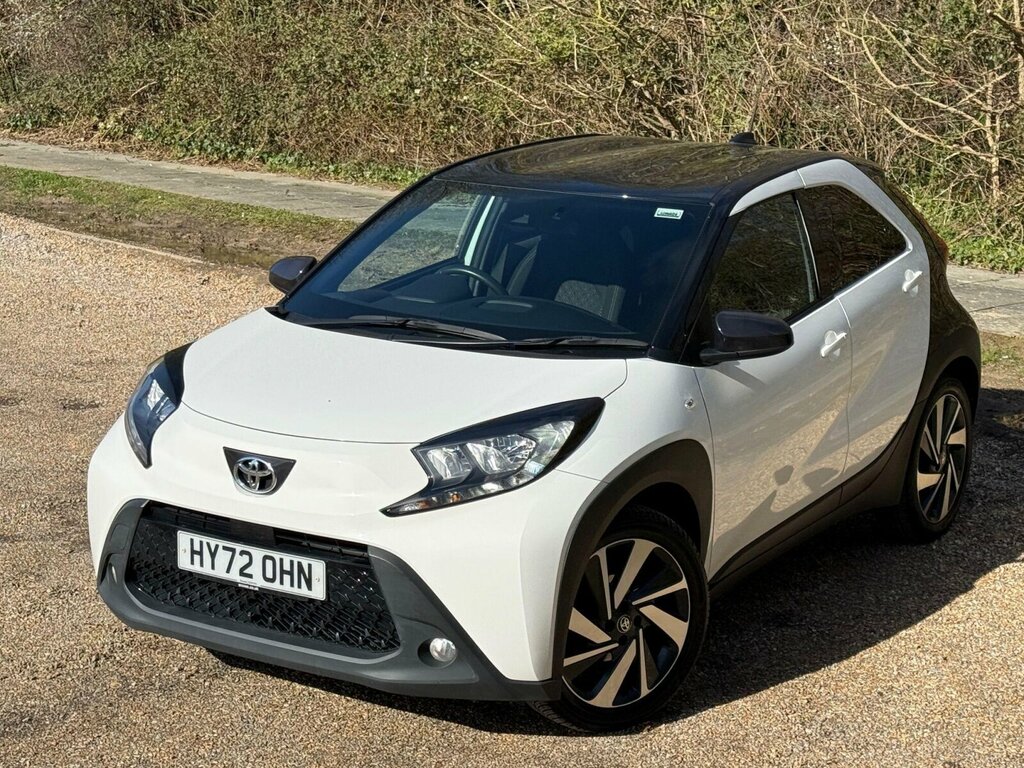 Toyota Aygo X 1.0 Vvt-i Edge Hatchback X-shift Euro 6 HY72OHN White #4