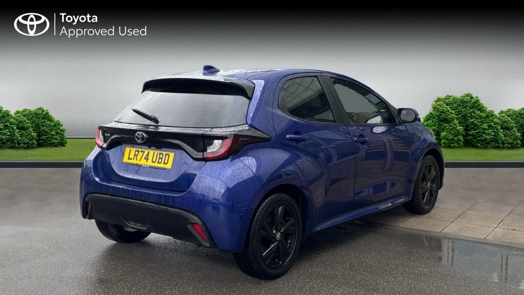 Toyota Yaris 1.5 Vvt-h Icon E-cvt Euro 6 Ss LR74UBD Blue #2