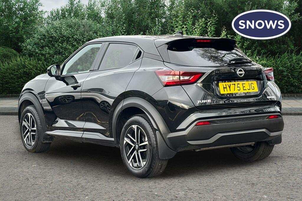 Nissan Juke 1.6 N-connecta Euro 6 HY75EJG Black #4