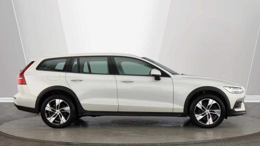 Volvo V60 Cross Country Cross Country Pro, B4 Awd Mild Hybrid #3