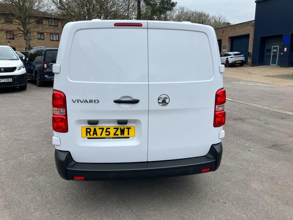 Vauxhall Vivaro 2.0 Turbo D Prime XL Crew Van Lwb Euro 6 6Dr RA75ZWT White #4