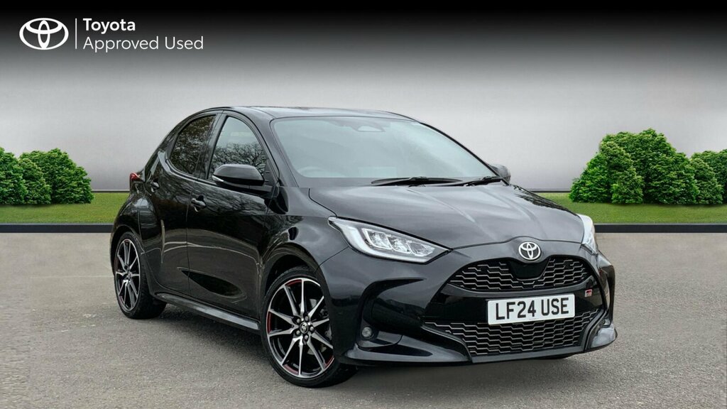 Toyota Yaris 1.5 Vvt-h Gr Sport E-cvt Euro 6 Ss Black