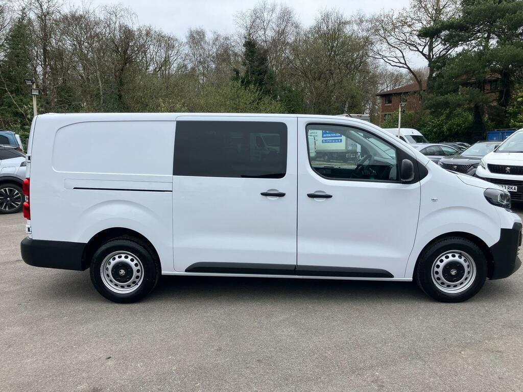 Vauxhall Vivaro 2.0 Turbo D Prime XL Crew Van Lwb Euro 6 6Dr RA75ZWT White #5