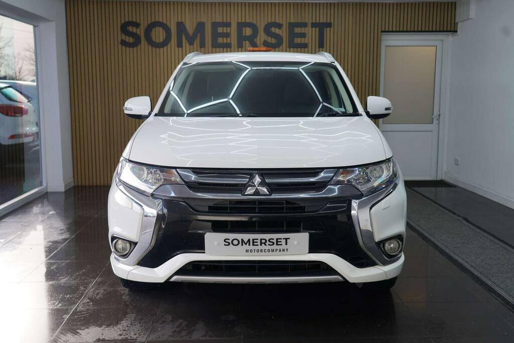 Mitsubishi Outlander Suv 2.0 12Kwh 3H Cvt 4Wd Euro 6 Ss 201818 WR18YWK White #5