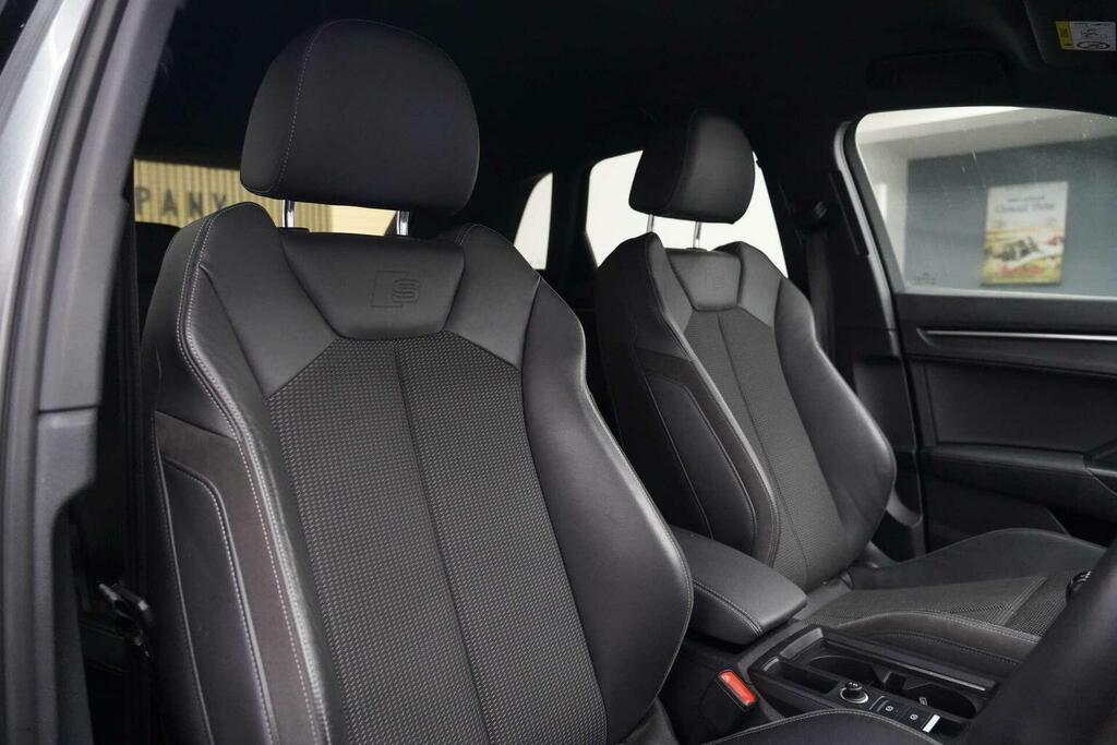 Audi Q3 Suv 1.5 Tfsi Cod 35 Black Edition Euro 6 Ss S30XAM Grey #3