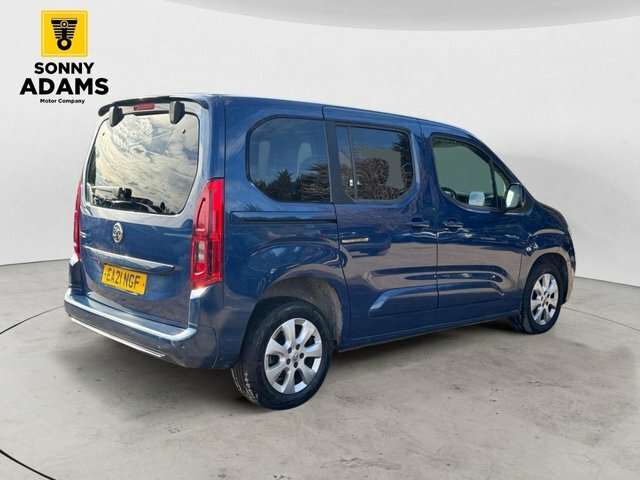 Vauxhall Combo Life 1.5 Turbo D Se Mpv Euro 6 S S EA21NGF Blue #4