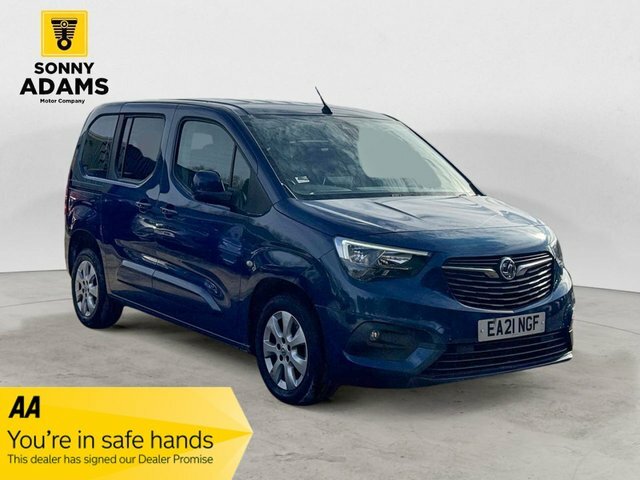 Vauxhall Combo Life 1.5 Turbo D Se Mpv Euro 6 S S Blue