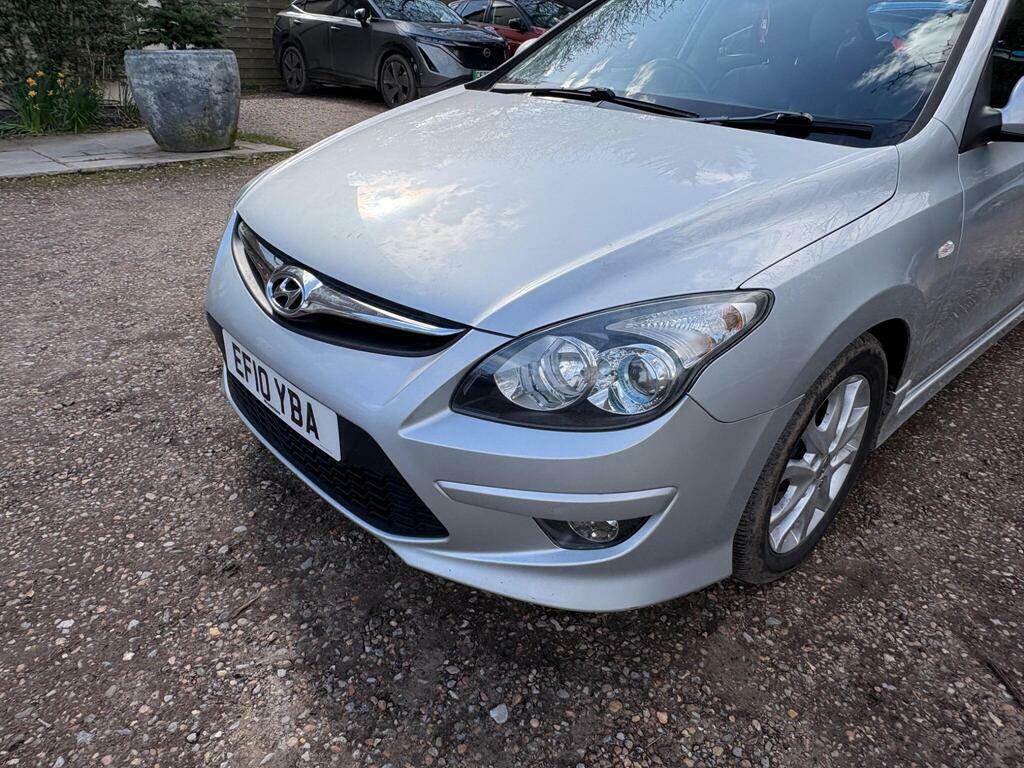 Hyundai I30 1.4 Comfort Euro 5 Silver #4