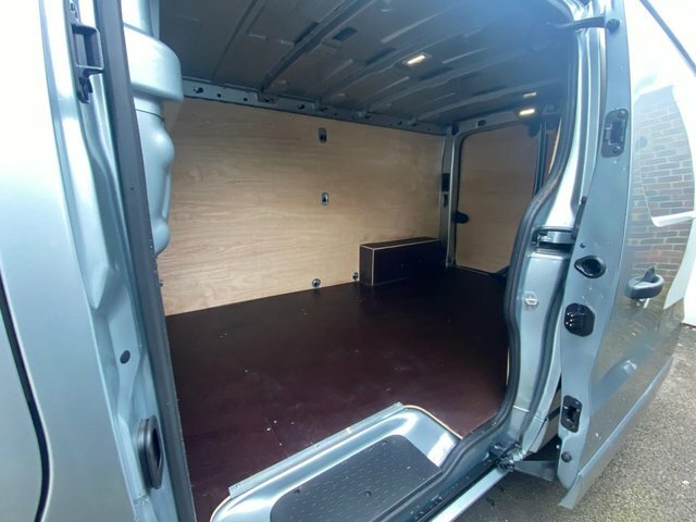Renault Trafic Ll30 Extra Van L2 Lwb 2.0Dci 130Ps MC75PUV Silver #6