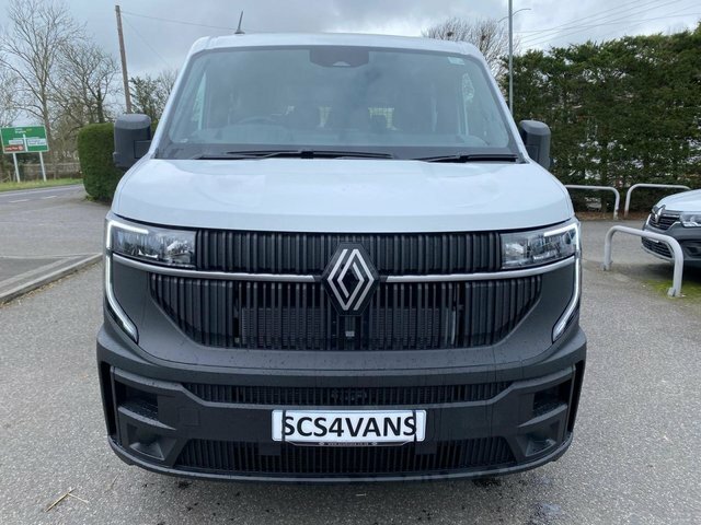 Renault Master 35 Advance Ll35 Double Cab Tipper 2.0 Dci 150Ps MH75JVT White #3