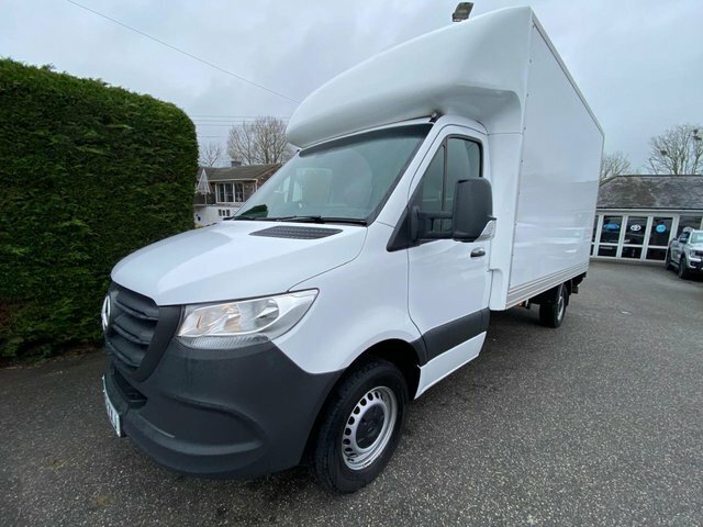 Mercedes-Benz Sprinter Progressive 315 L3 Lwb Luton Tailift 2.0Cdi 150B KV72ZXJ White #3