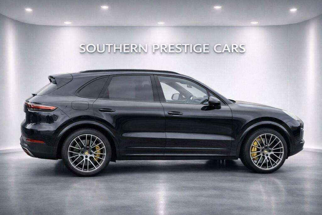 Porsche Cayenne 4.0 V8 E-hybrid 14.1Kwh Turbo S Tiptronics 4Wd Eur Black #2