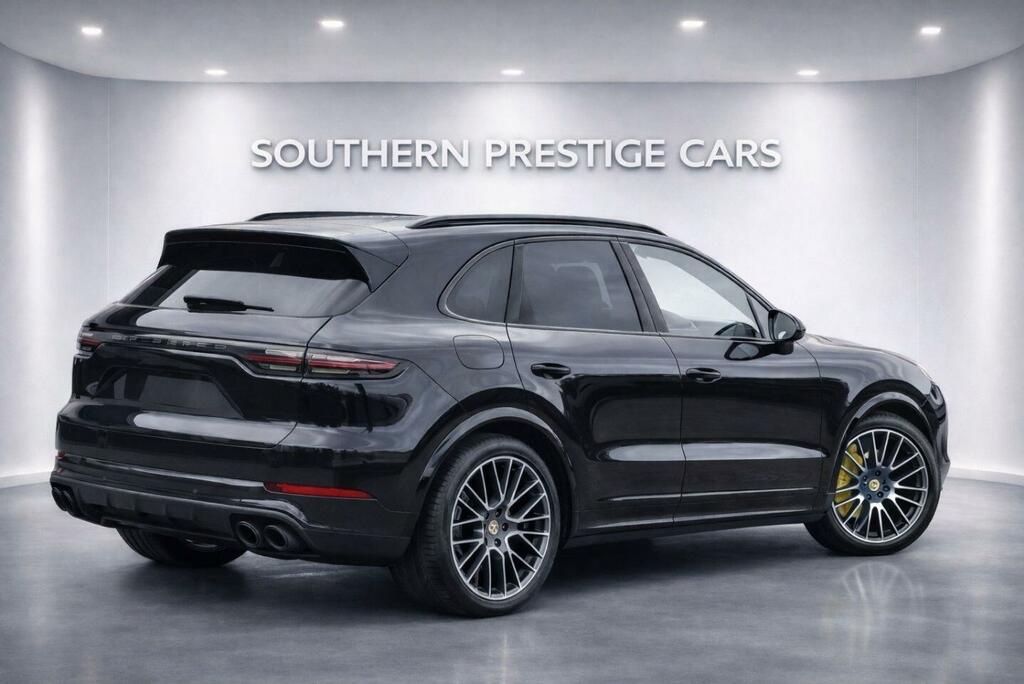 Porsche Cayenne 4.0 V8 E-hybrid 14.1Kwh Turbo S Tiptronics 4Wd Eur Black #3