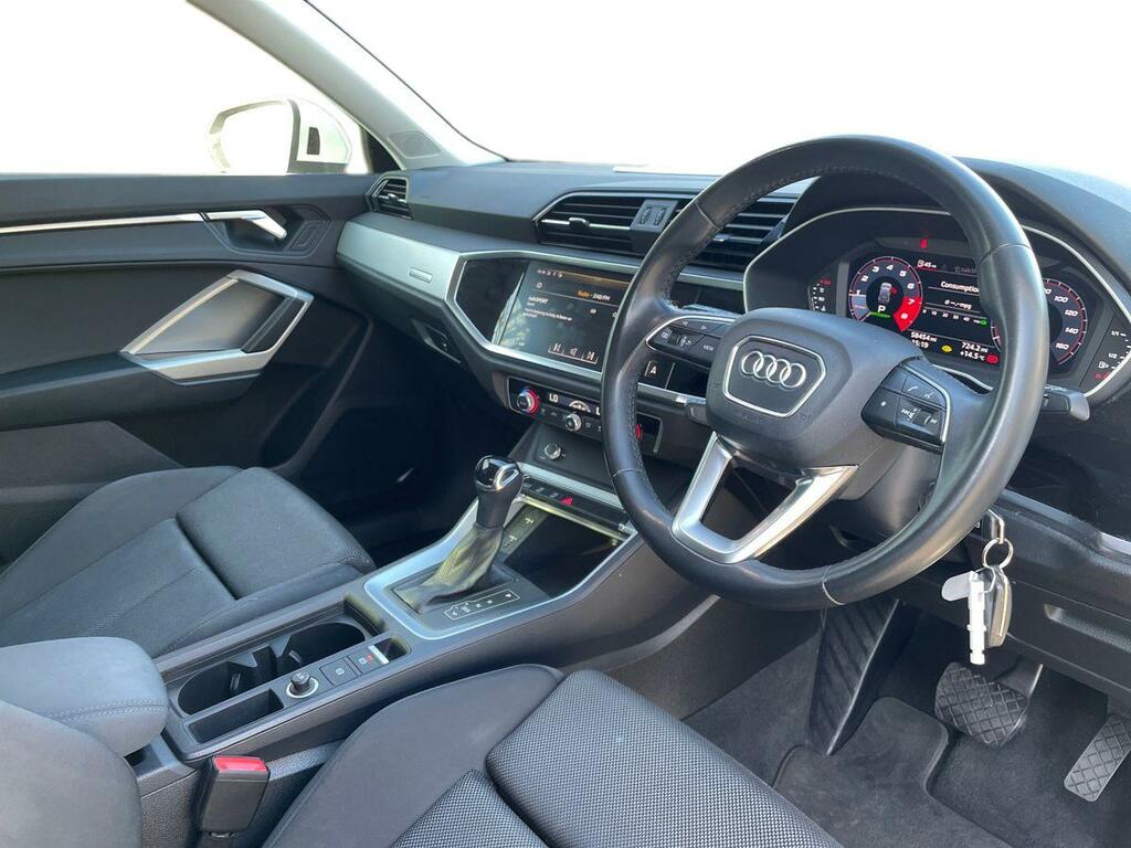 Audi Q3 40 Tfsi Quattro Sport S Tronic DF19ULO White #3