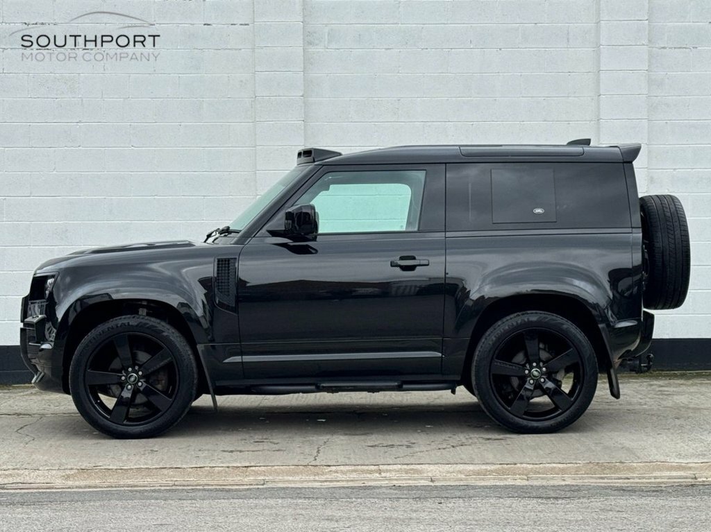 Land Rover Defender 3L Se FG21TSU Black #3