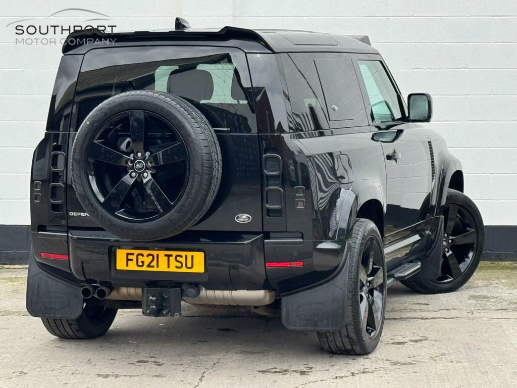 Land Rover Defender 3L Se FG21TSU Black #6