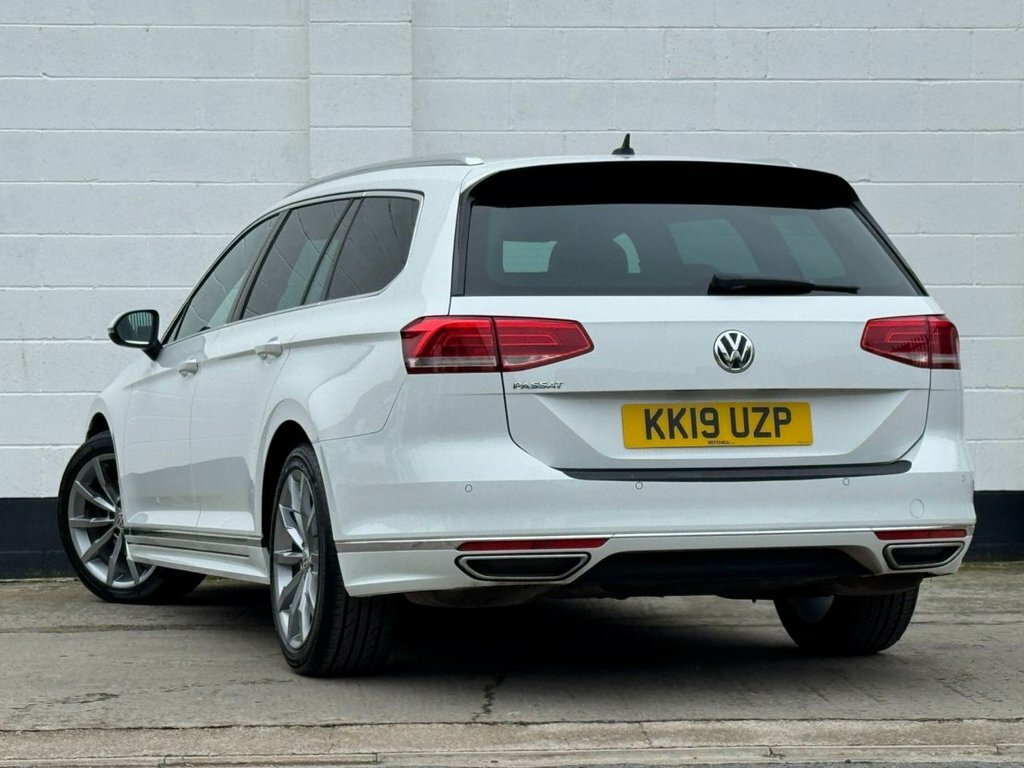Volkswagen Passat 1.5L R-line KK19UZP White #5
