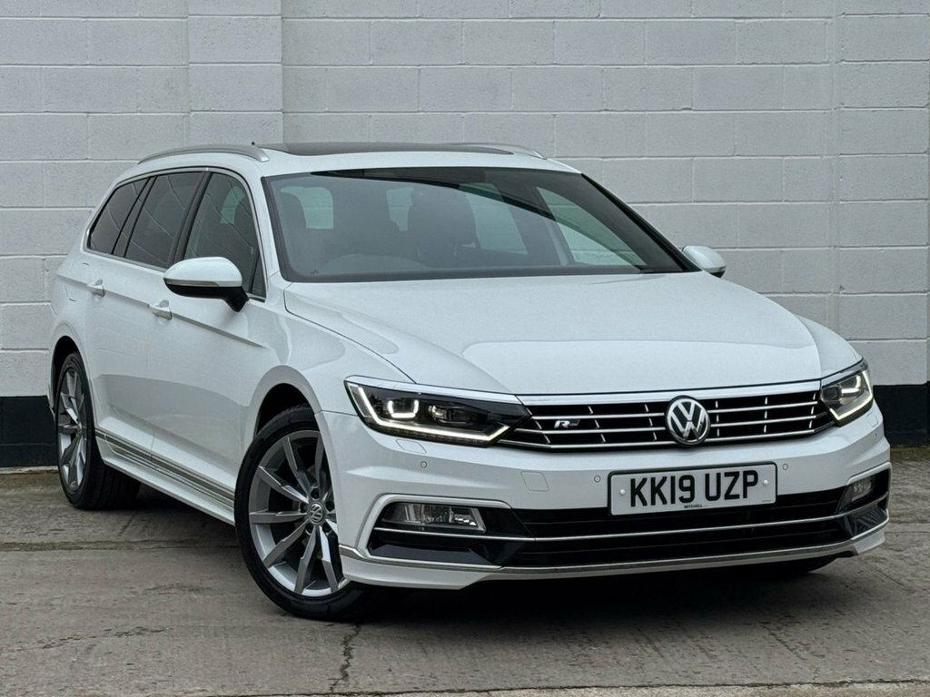 Volkswagen Passat 1.5L R-line White