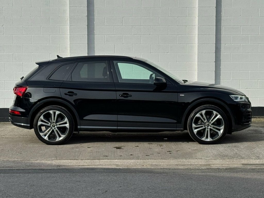Audi Q5 2L Vorsprung DF70JYE Black #3