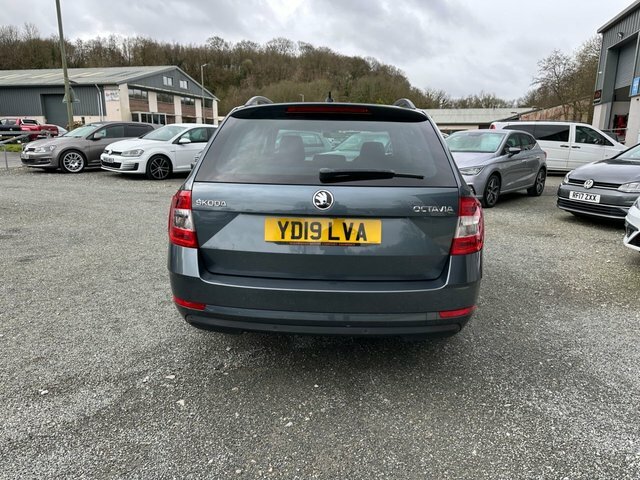 Skoda Octavia Tdi Se L Estate YD19LVA Grey #6