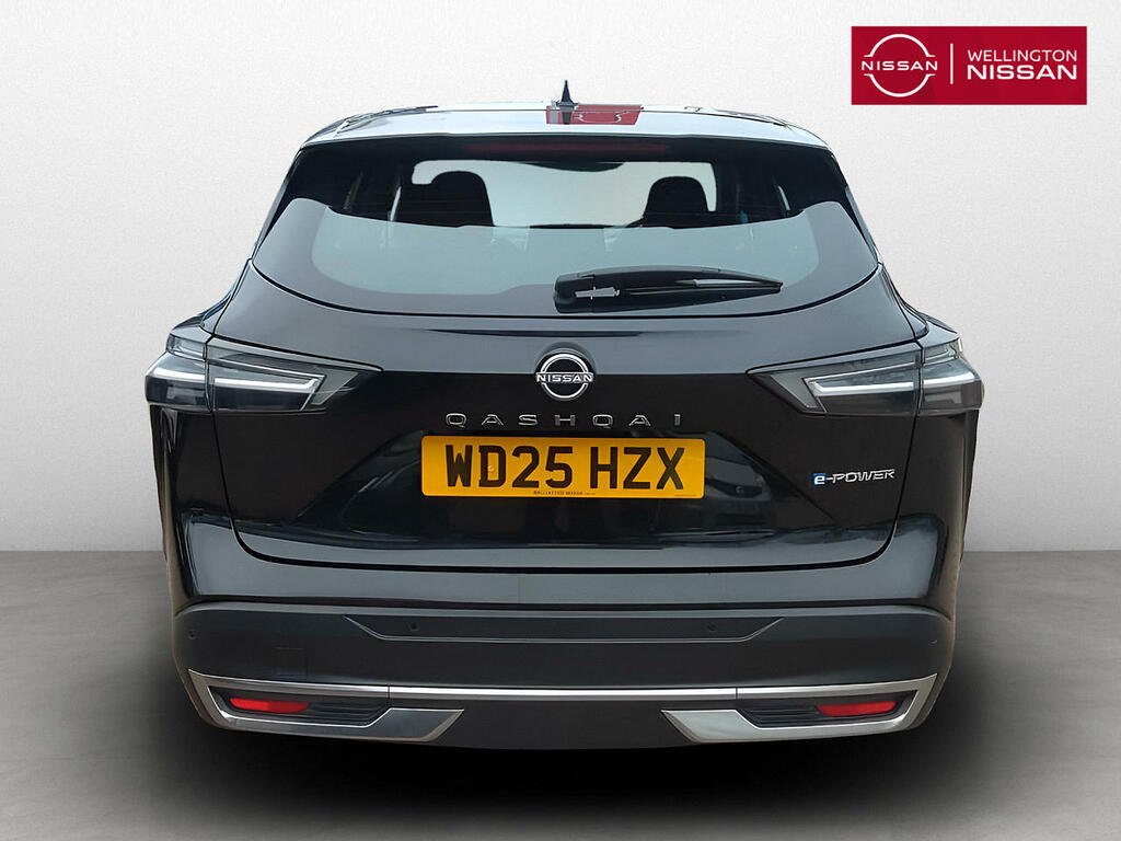Nissan Qashqai 1.5 E-power Acenta Premium WD25HZX Black #5
