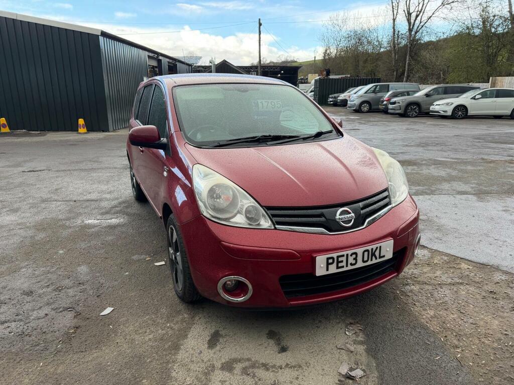 Nissan Note Hatchback 1.4 16V N-tec Euro 5 201313 Red