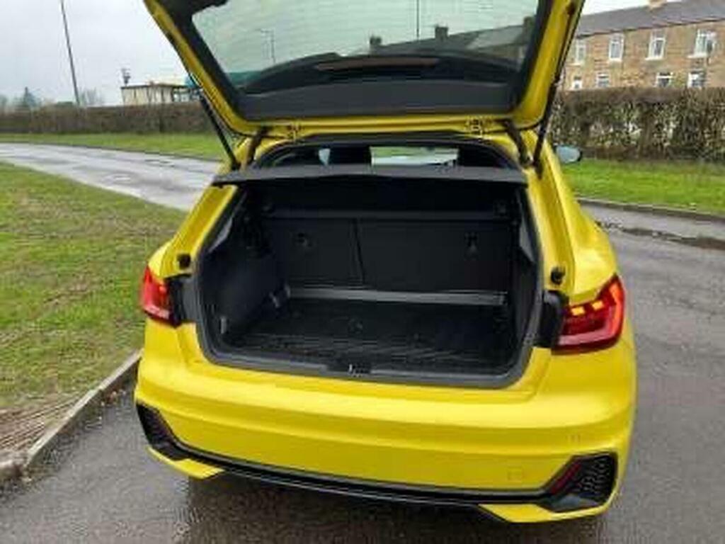 Audi A1 Hatchback 1.5 Tfsi 35 S Line Contrast Edition Spor T26JAK Yellow #5