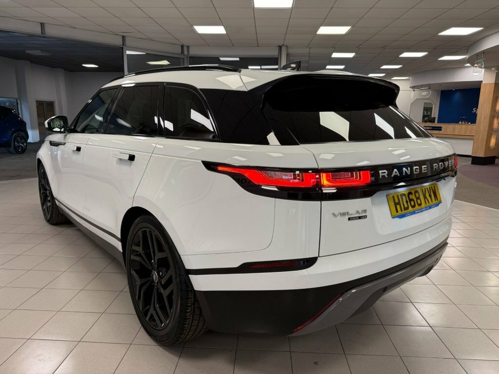 Land Rover Range Rover Velar 3L Hse HD68KVW White #4