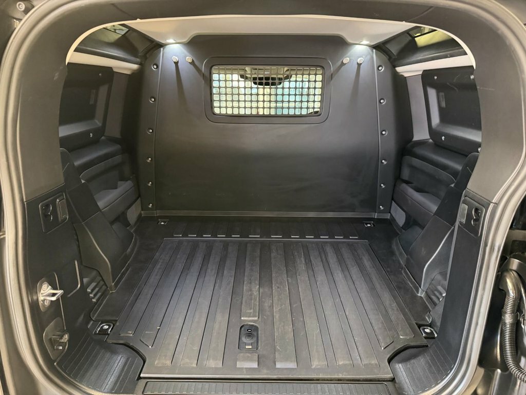 Land Rover Defender 3L Null MV73RWL Black #6