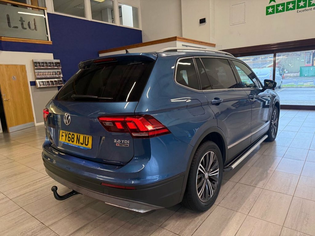 Volkswagen Tiguan Allspace 2L Se Nav FY68NJU Blue #3