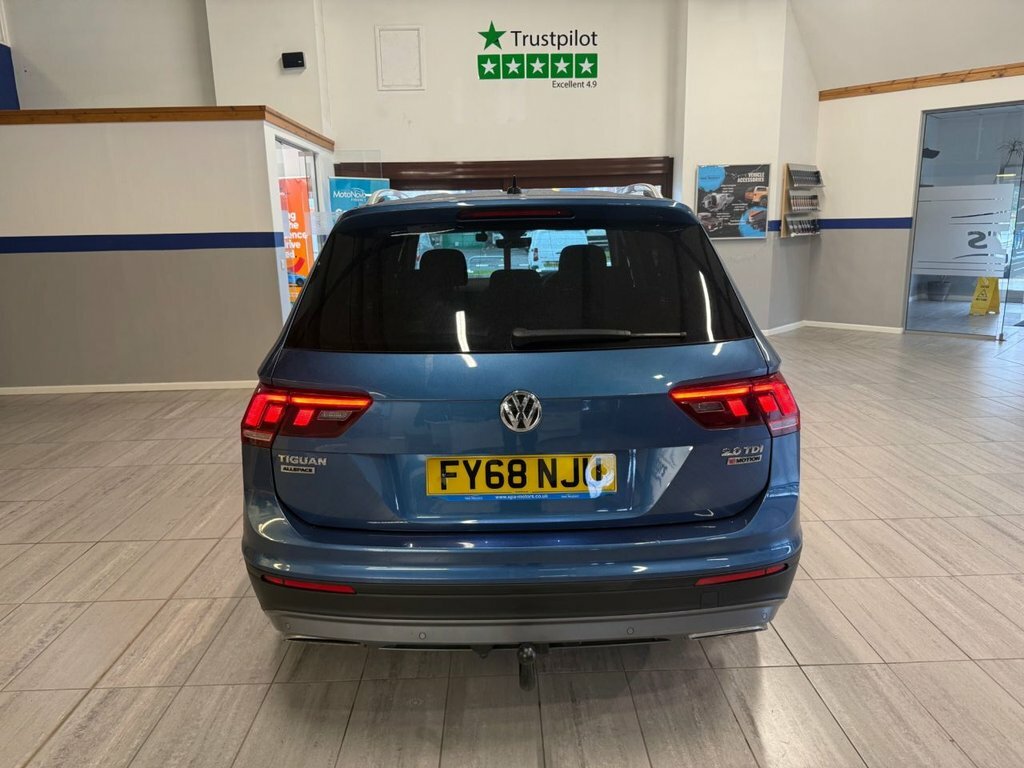 Volkswagen Tiguan Allspace 2L Se Nav FY68NJU Blue #4