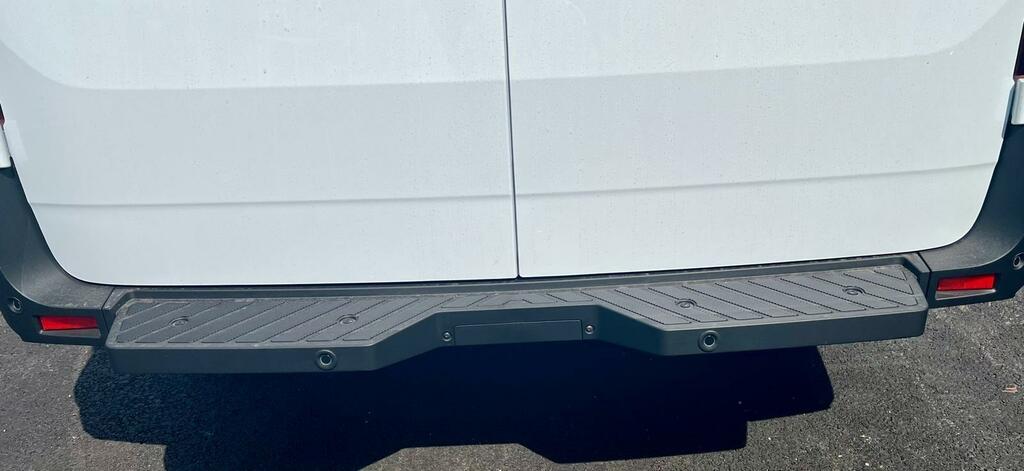 Renault Master Red Edition Van 3T5 E6e - L2h2 Mwb  White #4