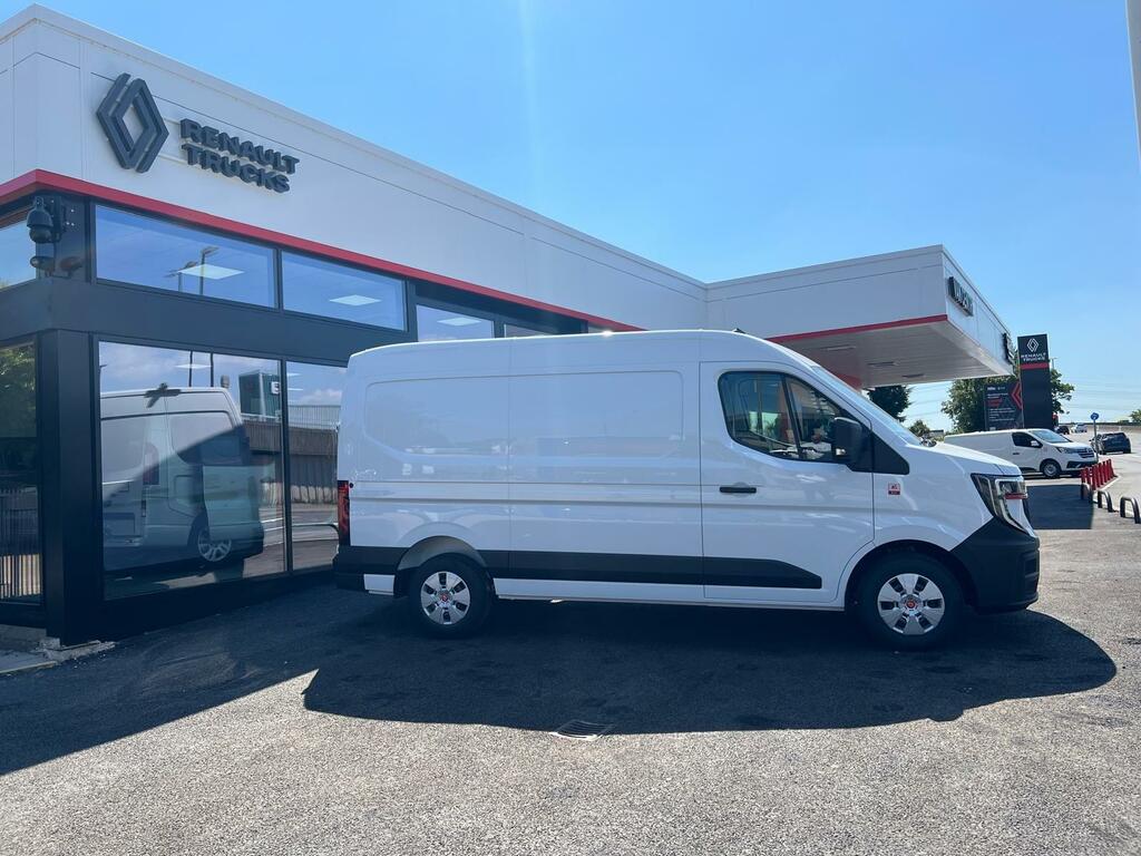Renault Master Red Edition Van 3T5 E6e - L2h2 Mwb  White #2