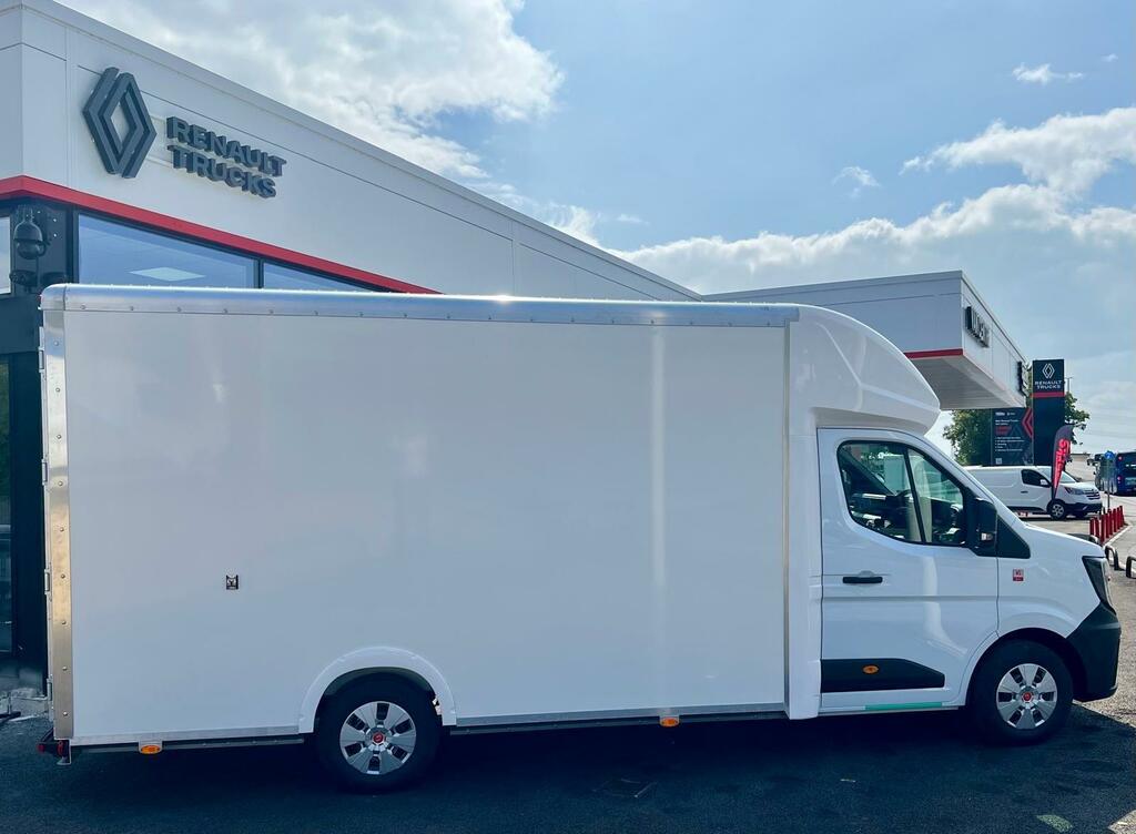 Renault Master Red Edition Low Loader Luton  White #5