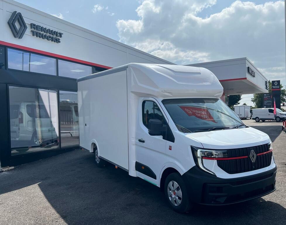 Renault Master Red Edition Low Loader Luton  White #4