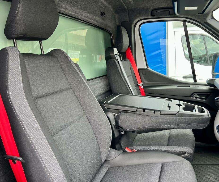 Renault Master 4 Red Edition L3h1 Ccab 2.0L 150Hp  White #3