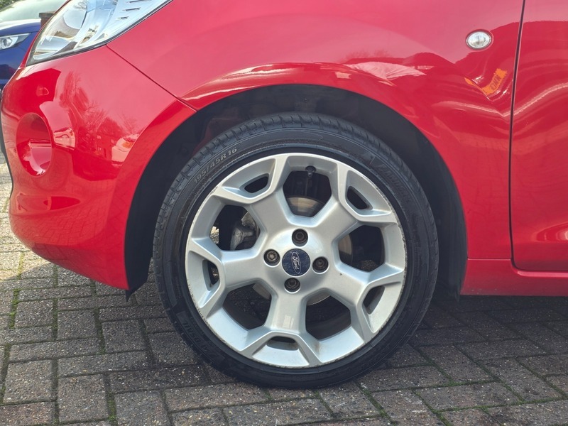 Ford KA Zetec Red #5