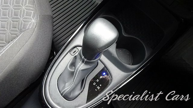 Toyota Aygo X Vvt-i Edge Hatchback AK24PWX White #3